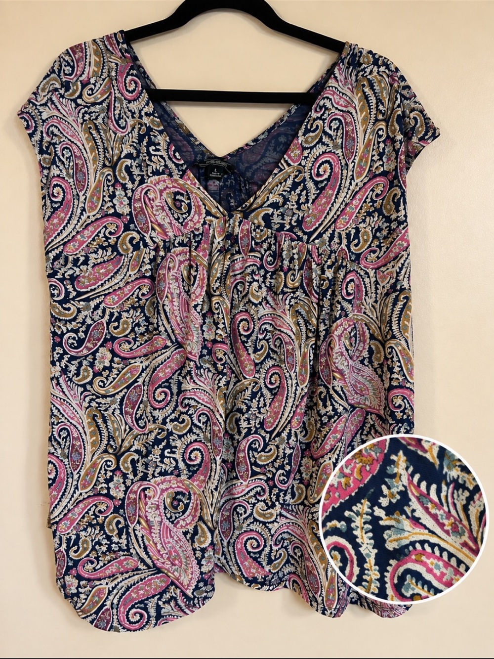 Lucky Brand Navy Paisley Print V-Neck Top – L
